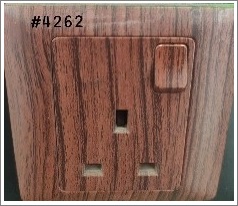 1GANG FLATPIN SOCKET SWITCH - WOOD L2 - 13A 250 V